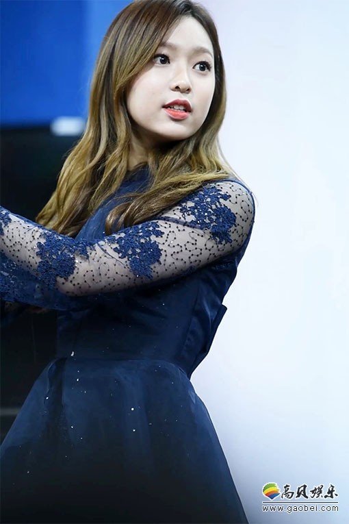 april饭拍秀 拍摄日期：170205【5合集 1.43 GB】