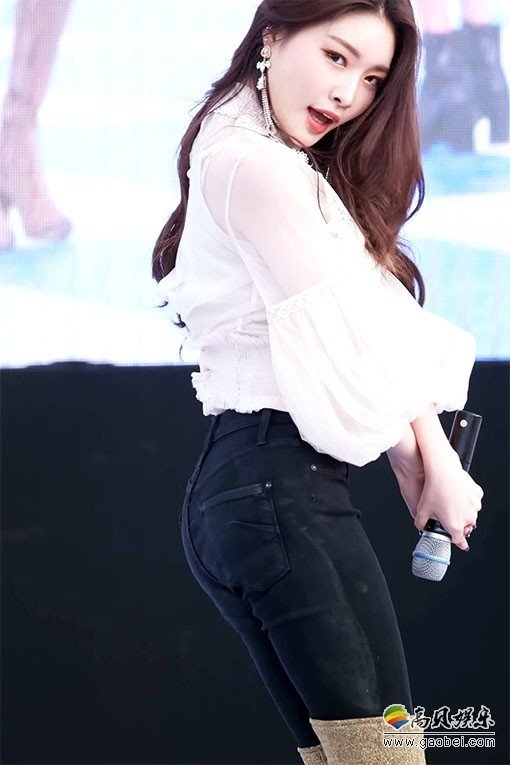 CHUNGHA 单拍秀 拍摄日期：180525【6合集 1.30 GB】