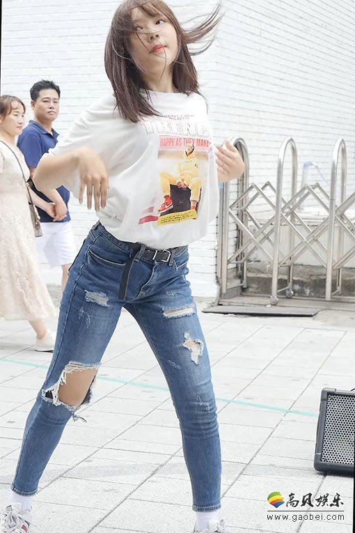 A-BLE 饭拍秀 拍摄日期：190729【2合集 133 MB】