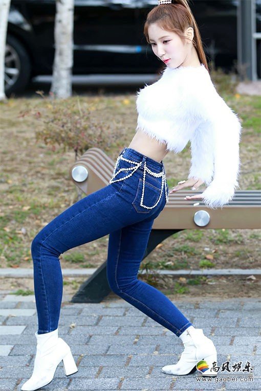 ELRIS 单拍秀 拍摄日期：181020【2合集 819 MB】