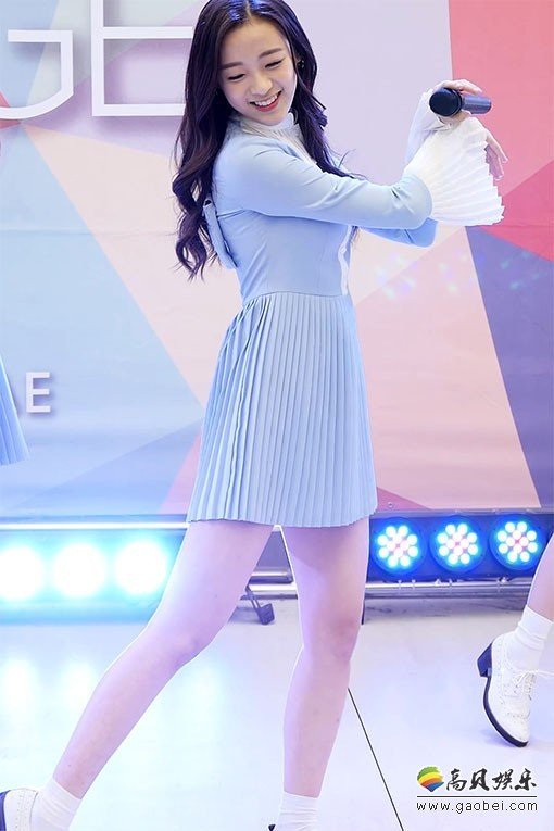 April饭拍秀 拍摄日期：170212【17合集 5.11 GB】