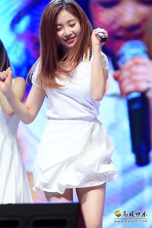 APRIL饭拍秀 拍摄日期：170504【16合集 2.43 GB】