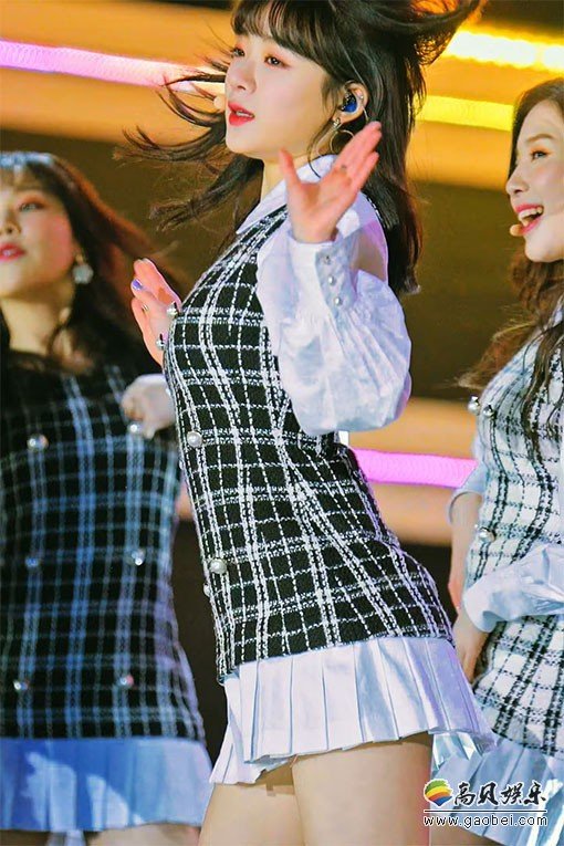 April 单拍秀 拍摄日期：190301【13合集 5.41 GB】