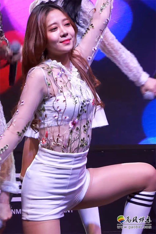 BABA 单拍秀 拍摄日期：190511【5合集 801 MB】