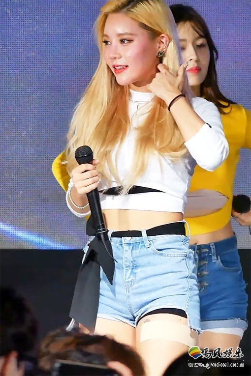 BADKIZ饭拍秀 拍摄日期：170511【7合集 1.09 GB】