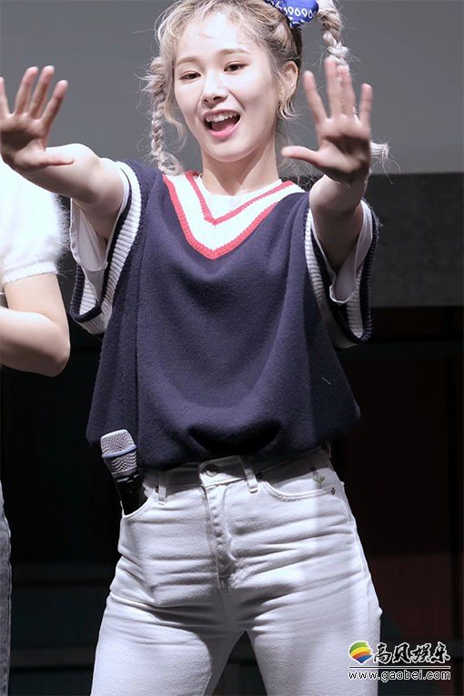 Everglow 饭拍秀 拍摄日期：191013【12合集 2.99 GB】