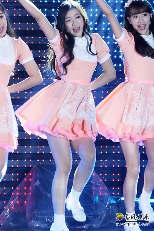 APRIL饭拍秀 拍摄日期：151010【4合集 1.76 GB】