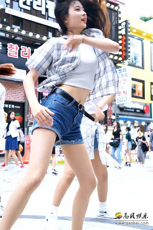 flor_us 单拍秀 拍摄日期：180706 【2合集 236 MB】