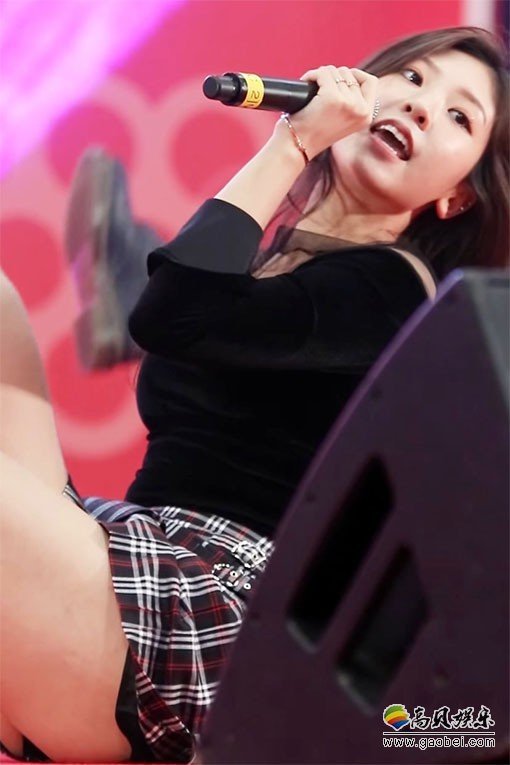 Cherry On Top 单拍秀 拍摄日期：181117【2合集 325 MB】