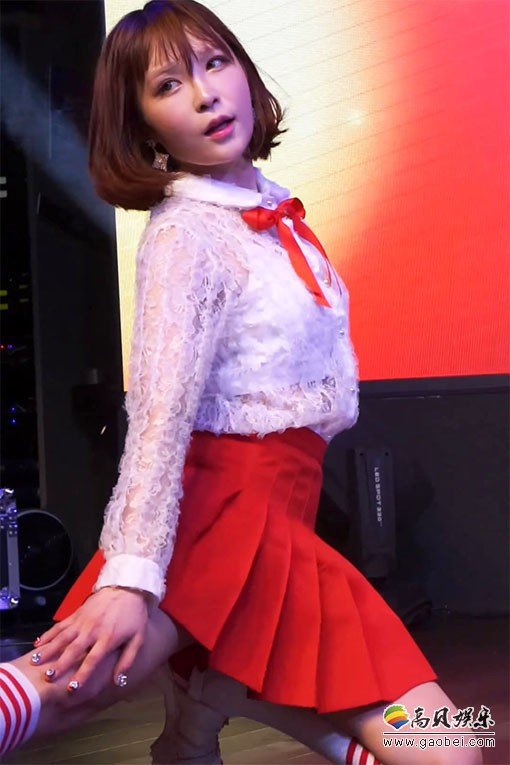 BABA 单拍秀 拍摄日期：190118【8合集 1.05 GB】