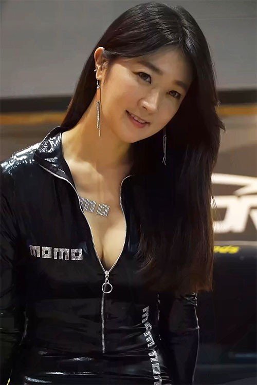 2016 韩国首尔车展4k高清美女车模饭拍秀-84【51.8 MB】