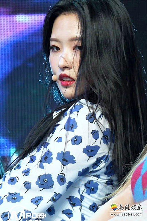 LOONA 饭拍秀 拍摄日期：20201217【3合集 710 MB】