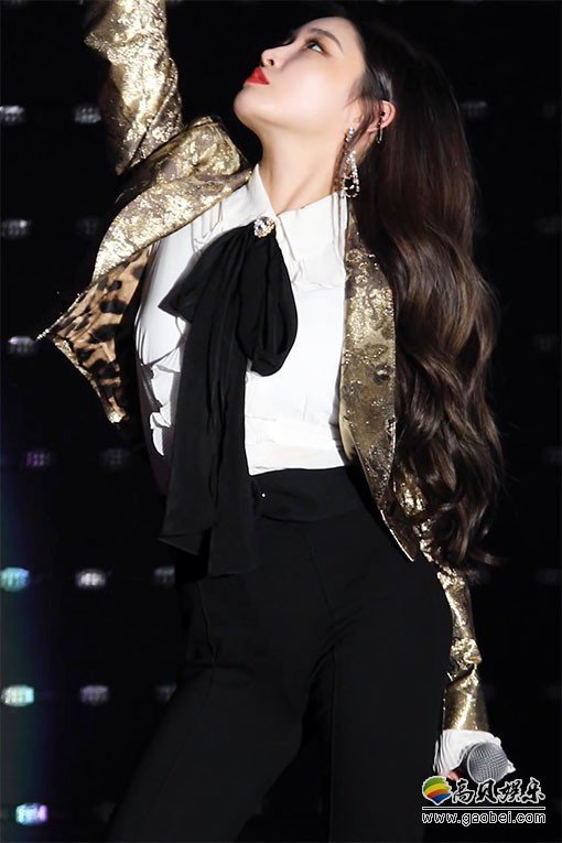 CHUNG HA 单拍秀 拍摄日期：190418【40合集 25.4 GB】