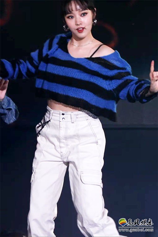 WEKI MEKI 饭拍秀 拍摄日期：20201018【19合集 10.2 GB】