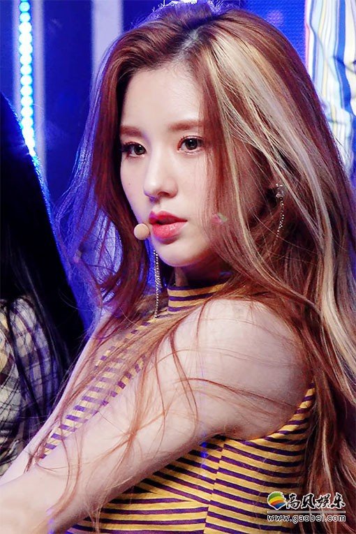 LOONA 饭拍秀 拍摄日期：20201022【9合集 3.63 GB】