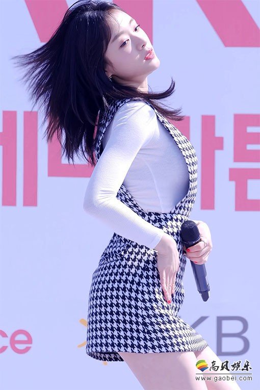 APRIL 单拍秀 拍摄日期：190317【68合集 32.8 GB】